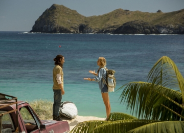 Óscar Jaenada estrena "The Shallows" junto a Blake Lively